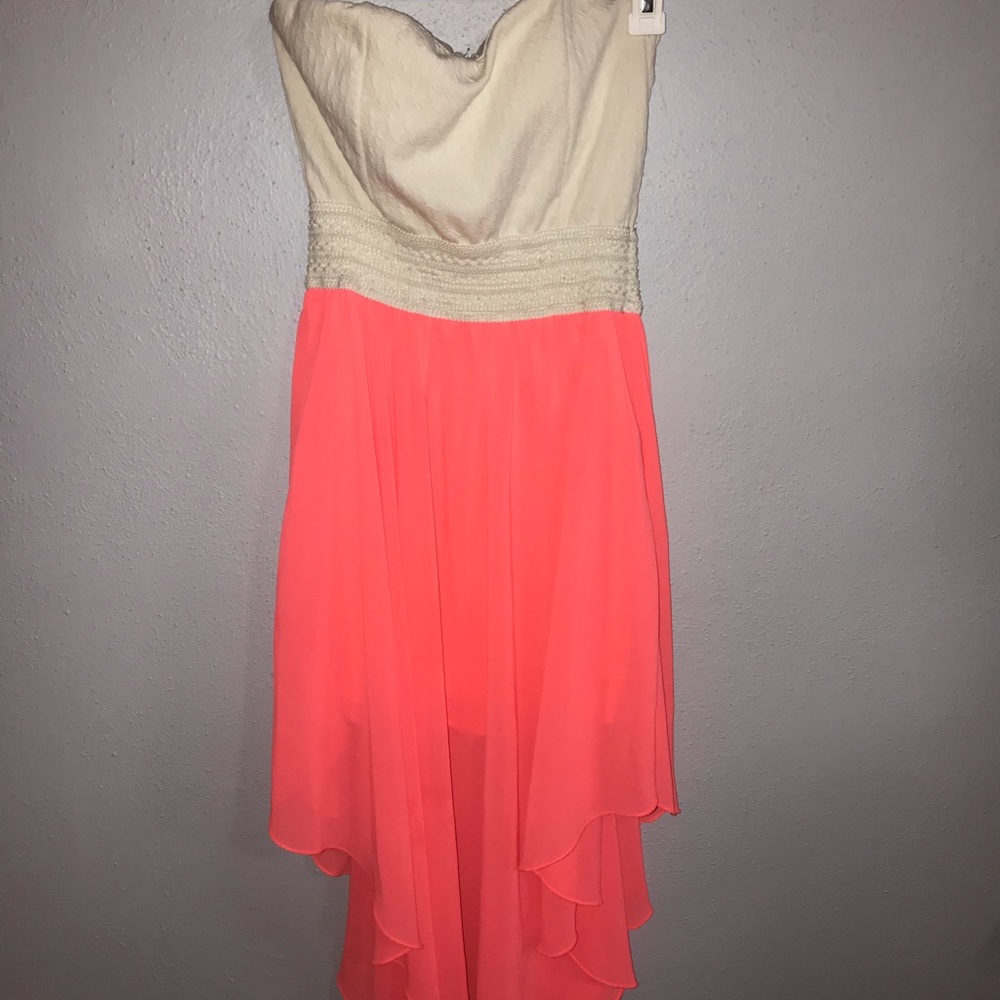 Strapless dress